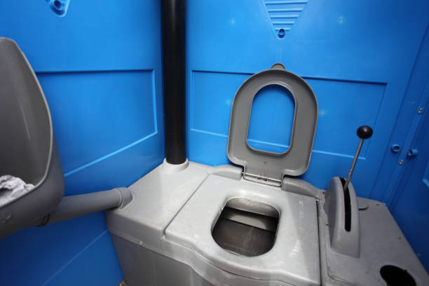 Best Portable restroom trailer rental  in La Crosse, WI